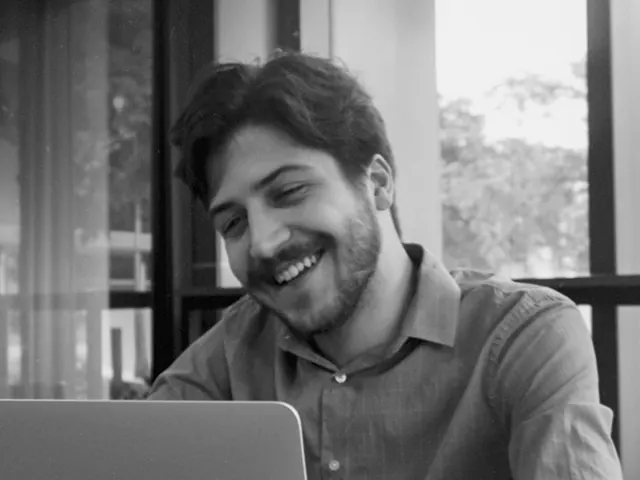Bruno Bova, diretor criativo da Tangit Design